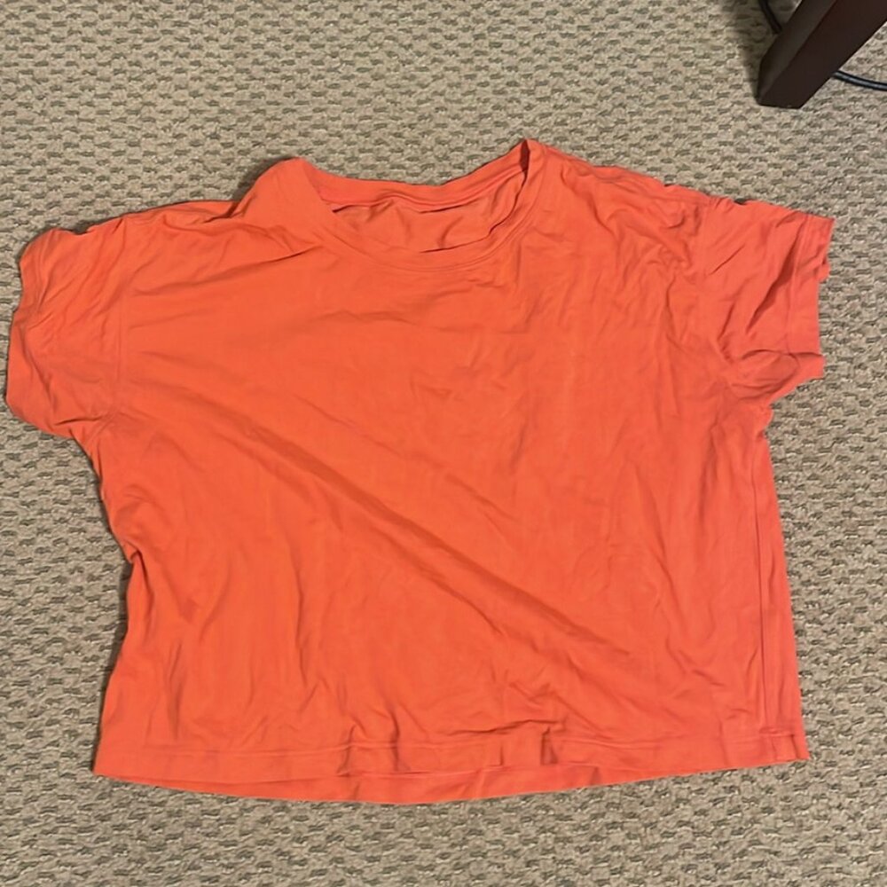 lululemon cates tee size 4/6 orange small cropped